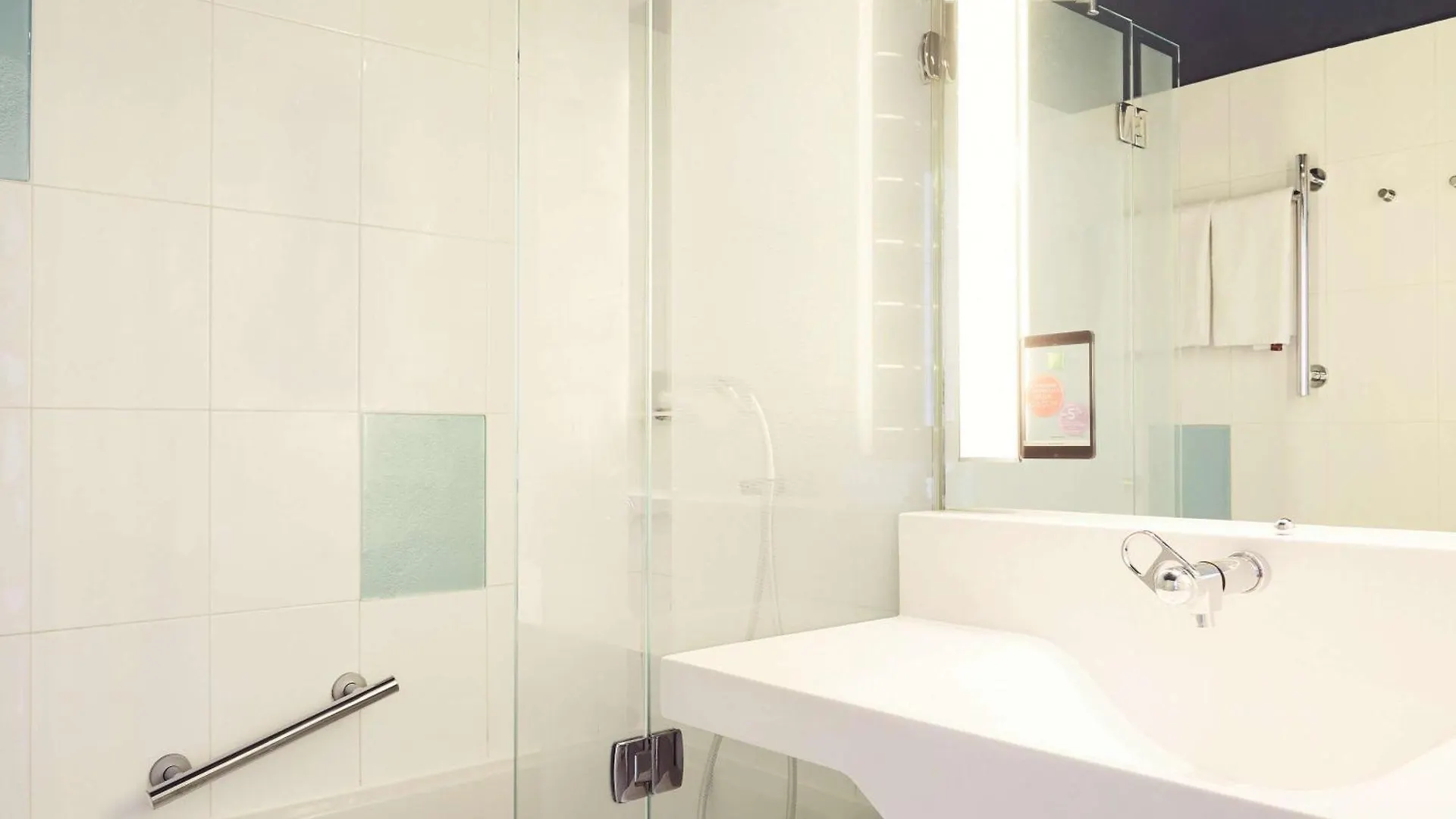 Ibis Styles Toulon La Seyne Sur Mer 3*, La Seyne-sur-Mer Frankreich